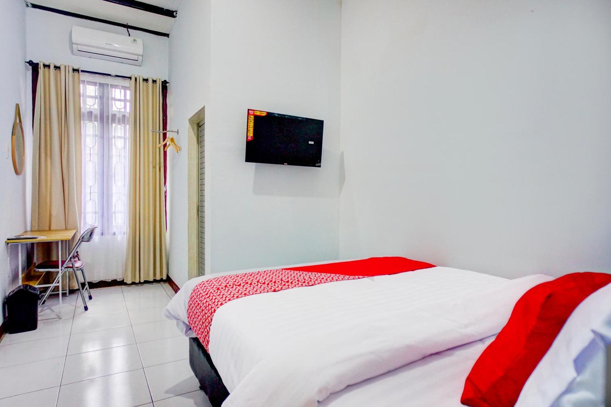Hotel O Krakatau Near Universitas Muhammadiya Sumatra Utara Umsu メダン エクステリア 写真